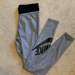 Gray Nike running tights